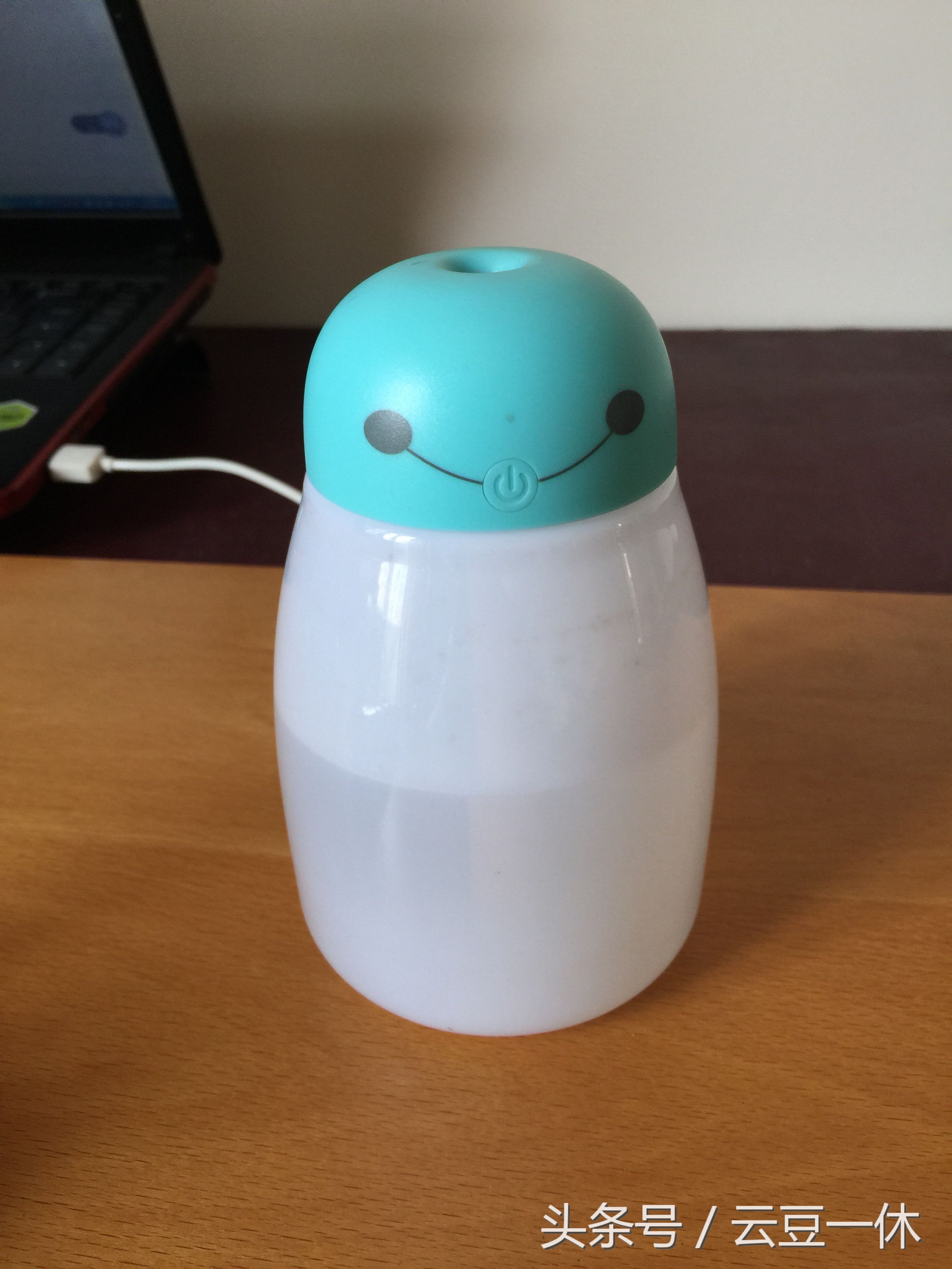 迷你喷雾补水器拆解,夏天必备神器喷雾器