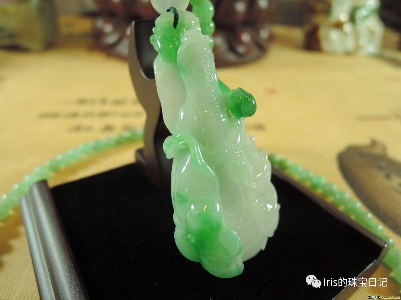 翡翠蓝水和飘花哪个好,飘花蓝水翡翠如意