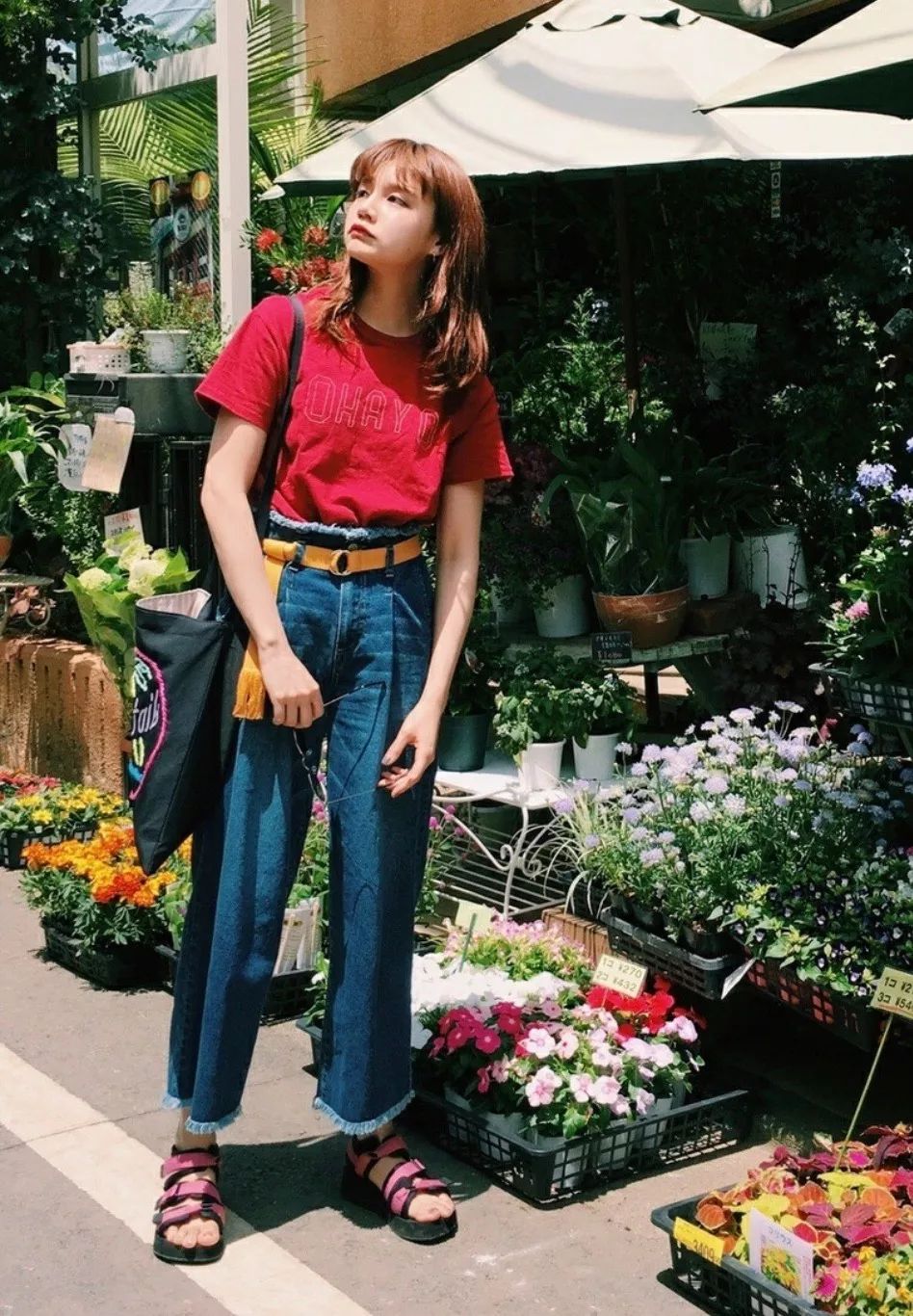 oversizetee穿搭,教你几种白tee的时尚穿法