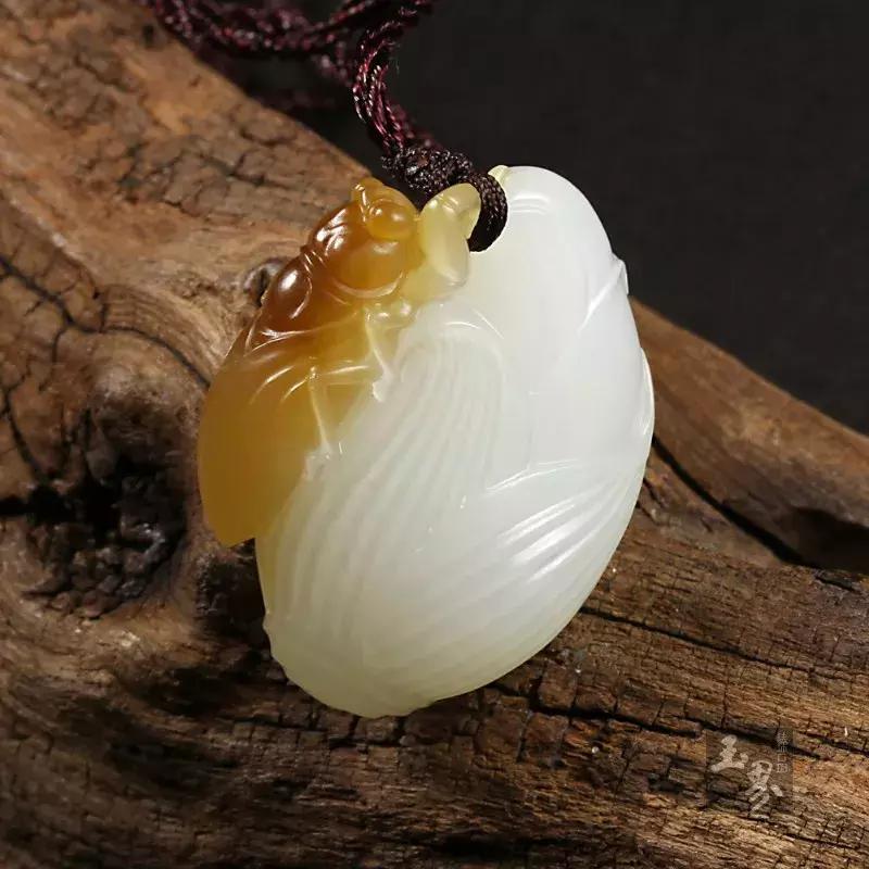 糖白玉糖色多一点好还是少一点好,和田糖白玉糖色深好还是浅好