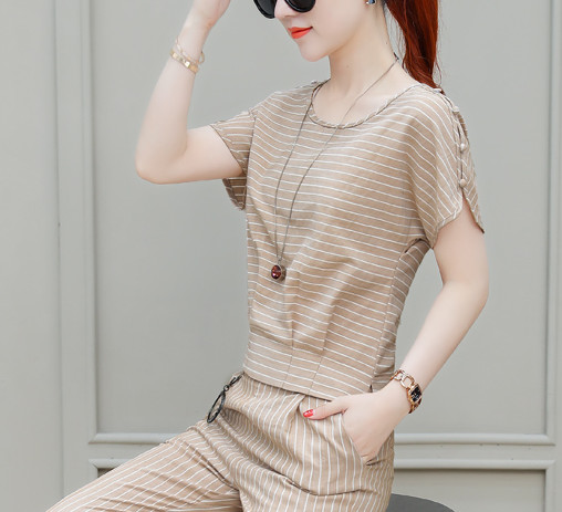 夏天穿的新款时尚洋气短裤套装女,流行穿搭夏天气质套装推荐