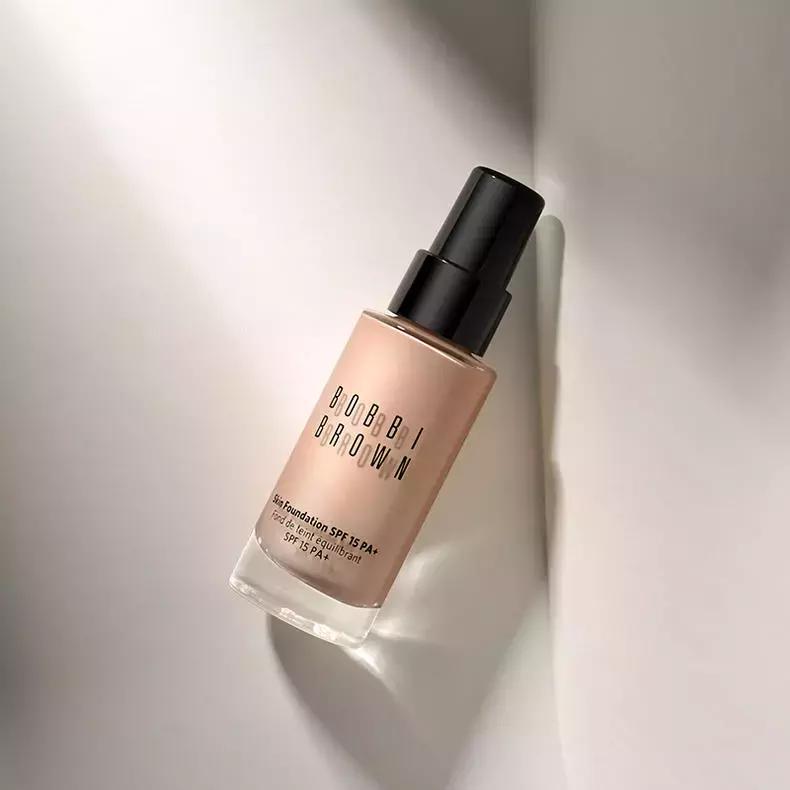 想要底妆不卡粉,想要底妆细腻服帖不卡粉