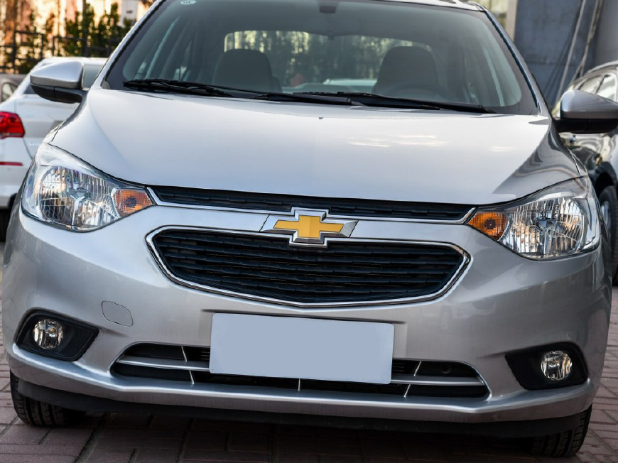 大空间5.9l低油耗的合资代步轿车,不足7万的国产轿车百公里油耗5.8l