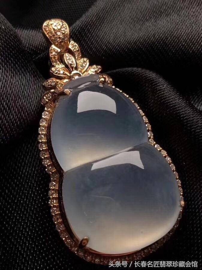 翡翠刘晓庆,中国翡翠女王刘晓庆坐拥百亿翡翠