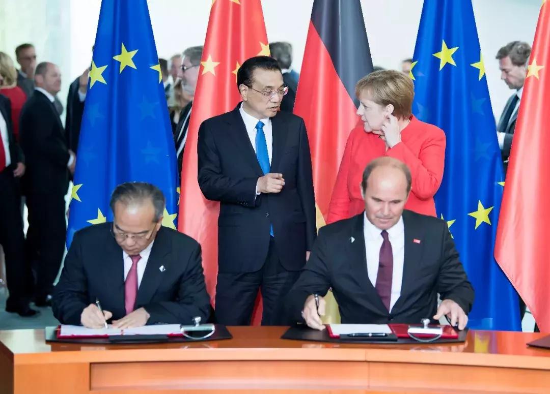 李克强访德带回的不仅是300亿美元大单