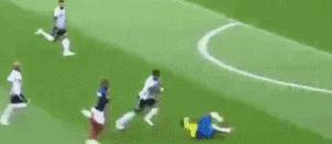 这群让梅西都刮目相看的人，竟是支“杂牌军”！