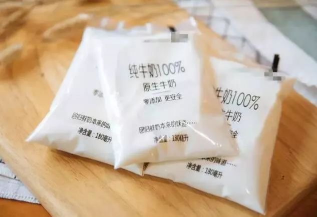 网红奶产品,透明袋网红奶是真的吗