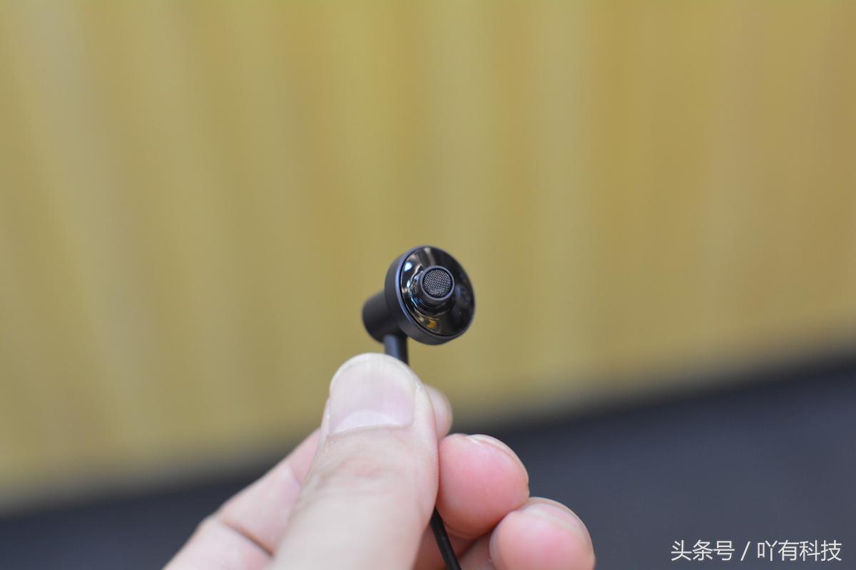 99元小米圈铁耳机评测,小米双动圈耳机129元视频评测