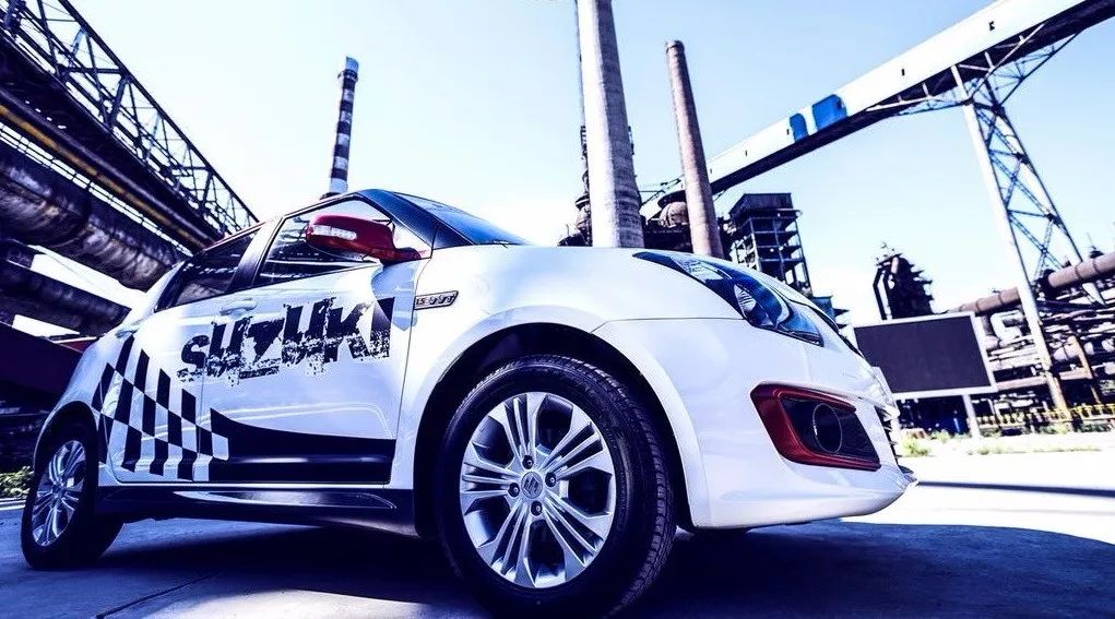 鍚夊灏间笌g-class,鍚夊灏煎拰g-class