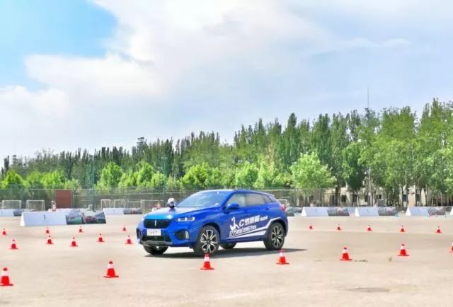 评论：长城汽车近亿元砸向世界杯营销是在为转型补交“学费”吗？｜经观汽车