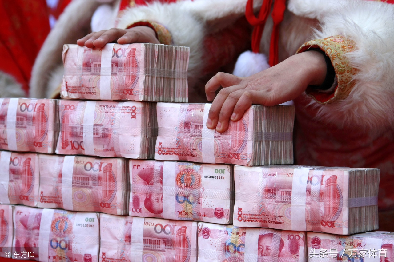 来中超踢球,来中超