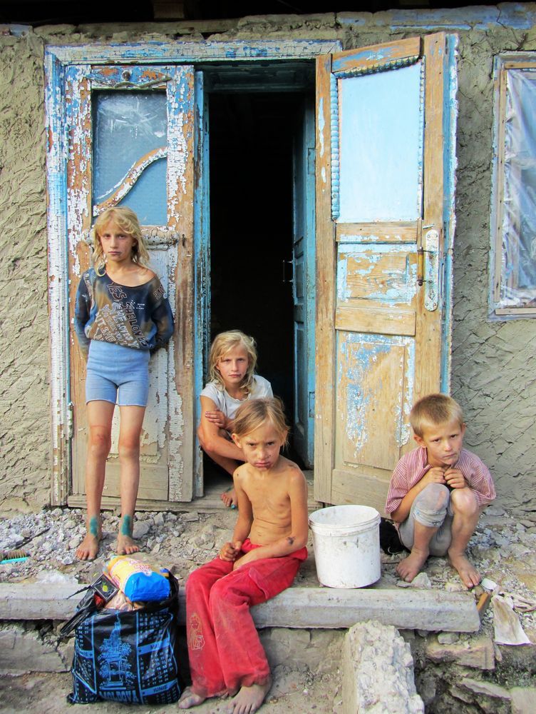 这两个欧洲白人国家经济非常落后,人均GDP和印度差不多