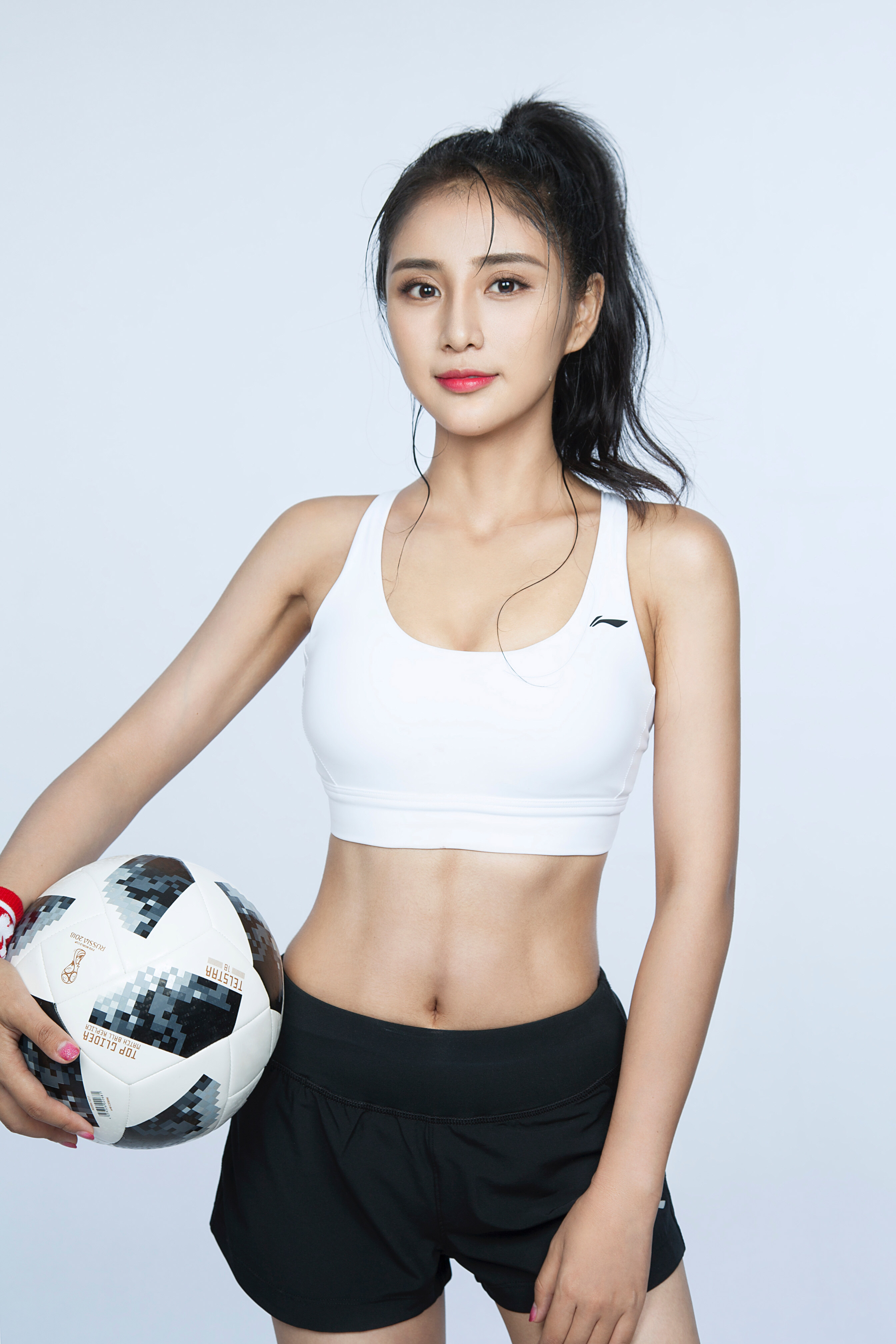 世界杯足球宝贝盘点,世界杯足球决赛4大巨星