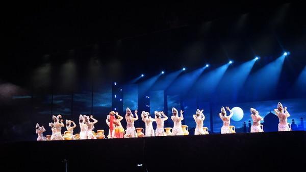 一个人的旅行由风决定,一个人的旅行头像