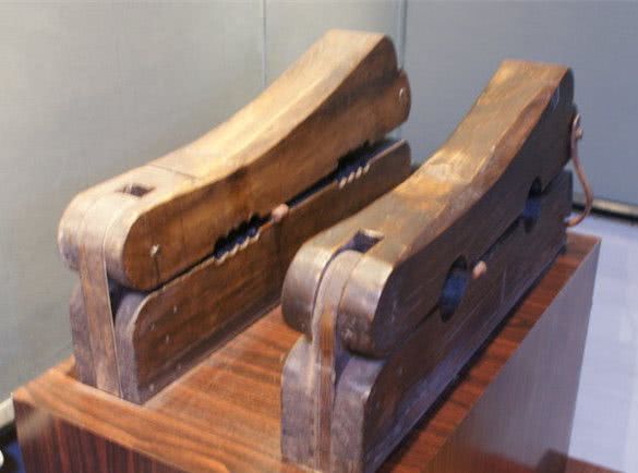 抗日时期日本人的刑具盘点,日军刑具大揭秘