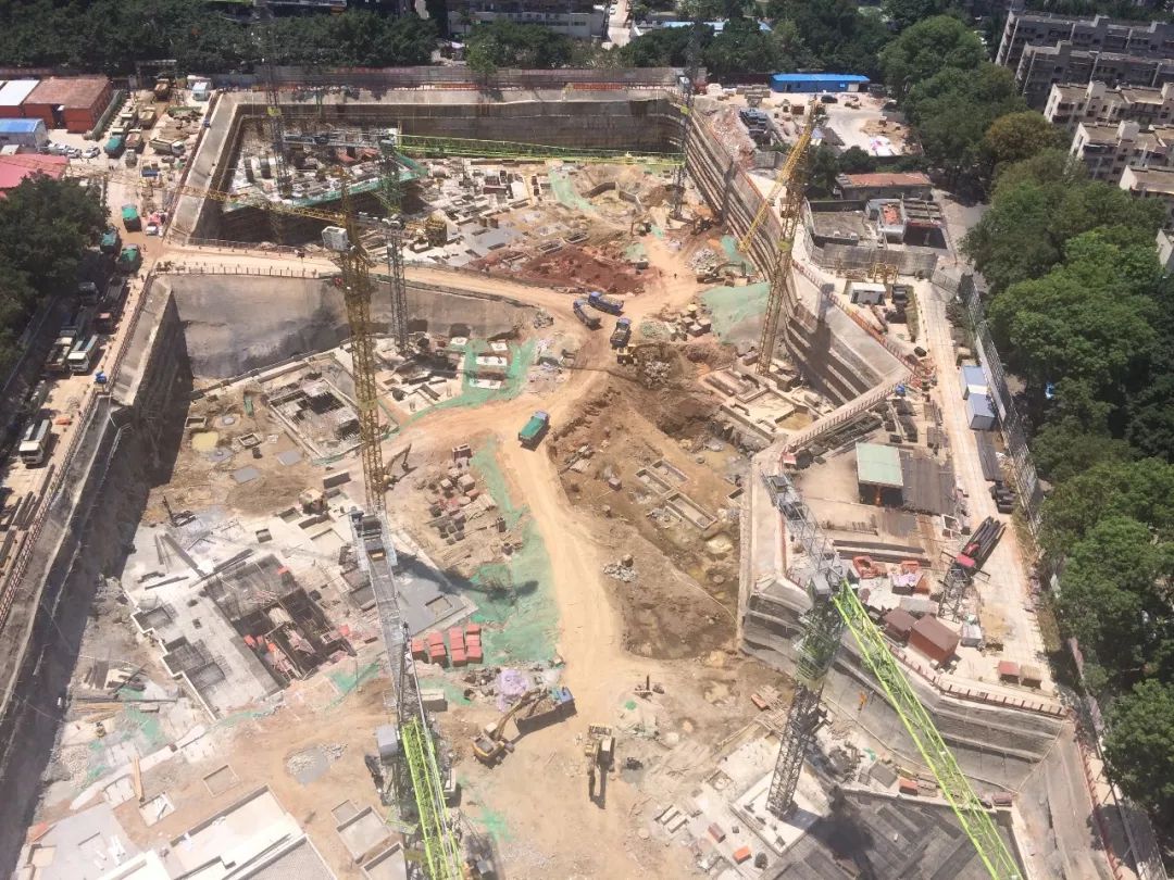 名校新盘,省重点中学楼盘探房