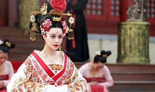 丈母娘喜欢上自己女婿，女儿得知后，母女两人的做法让人难以启齿