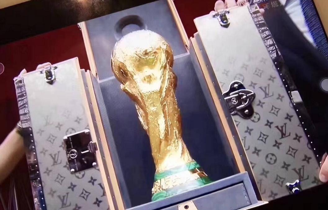 拉姆与名模进世界杯开幕式,世界杯总决赛拉姆