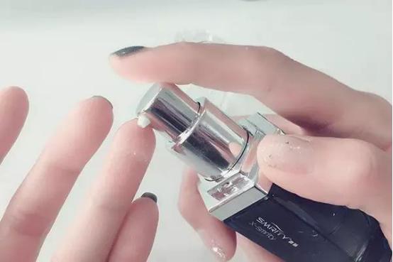 十大贵妇面部精华排名,平价眼精华红黑榜测评