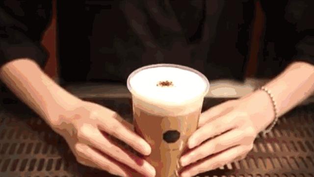 开在CBD楼下的茶饮界“星巴克”,用一杯德国进口花果茶把你征服~