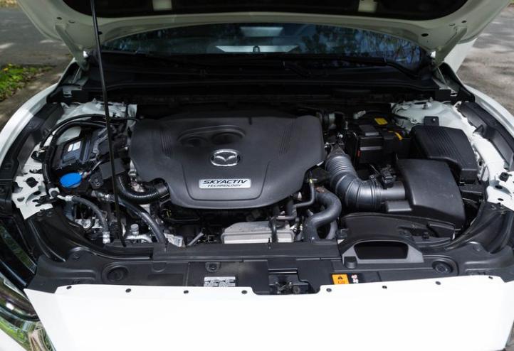 马自达阿特兹2.0豪华版测试,阿特兹移植2.5t发动机四驱