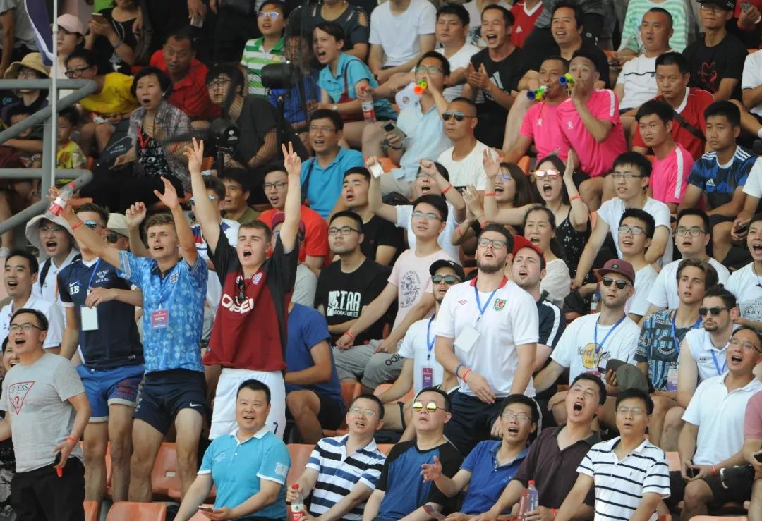 全球名校“世界杯”开赛啦!朋友圈已被高颜值的小鲜肉刷屏