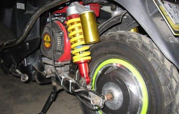 电动车跑起来前面抖动是什么原因,电动车跑起来抖动怎么维修