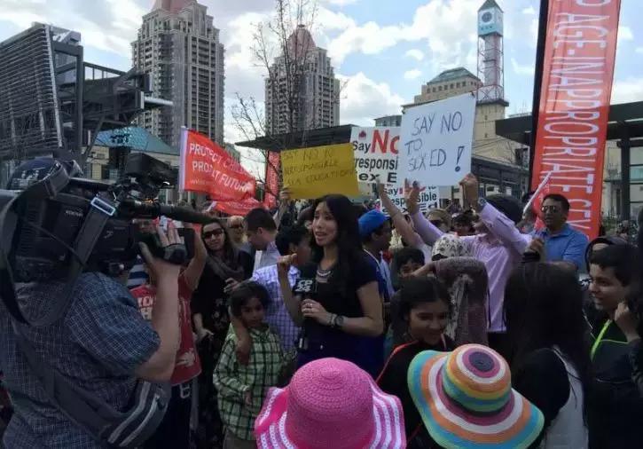 安省废除新版性教育大纲！即将启用的旧版和这个有什么不一样？