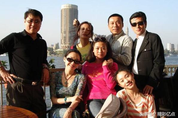 《邪不压正》，最大的看点竟是她的翘臀