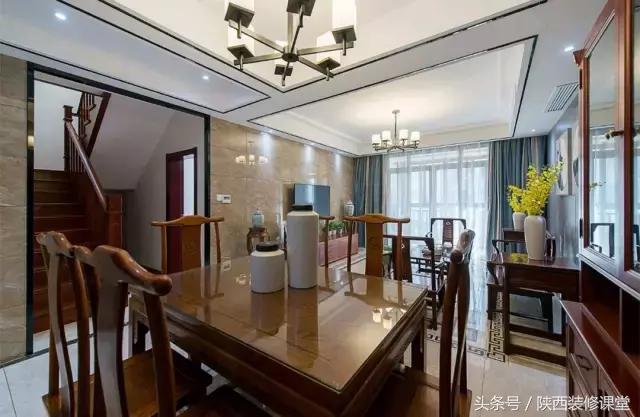 中式无主灯客厅吊顶效果图,80平客厅法式吊顶