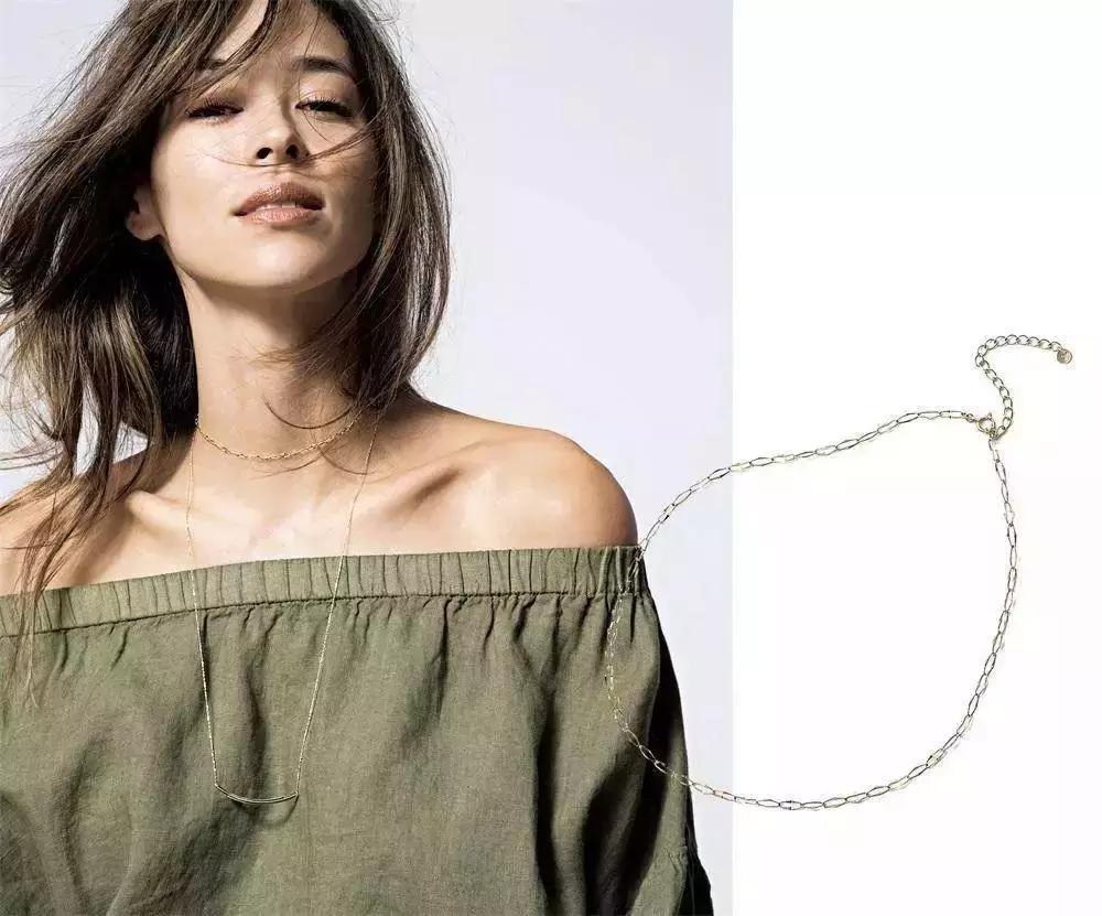 适合搭配方领的项链,一字肩和方领适合哪种项链