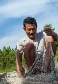 武汉餐馆里的天价江鱼，都是从这里来的！都市渔夫最真实的一天