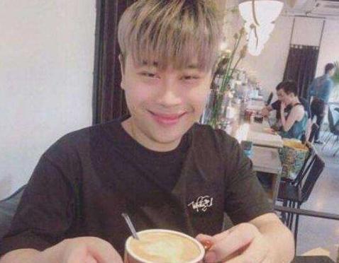 斗鱼新一哥现在怎么样了,斗鱼新一哥现在在哪里