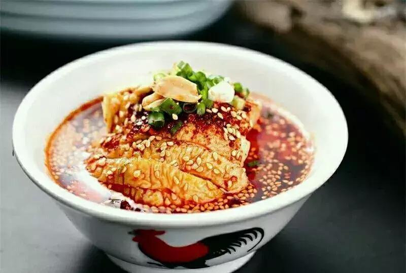 济南历下区半天妖烤鱼,济南小草屋诸葛烤鱼