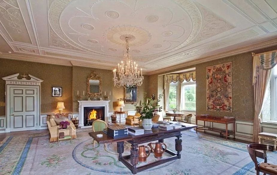 足球巨星豪宅前后对比,足球明星豪宅装修风格