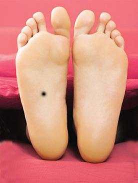 身上有哪些痣主富贵,身上有四大吉痣富贵多金飞黄腾达