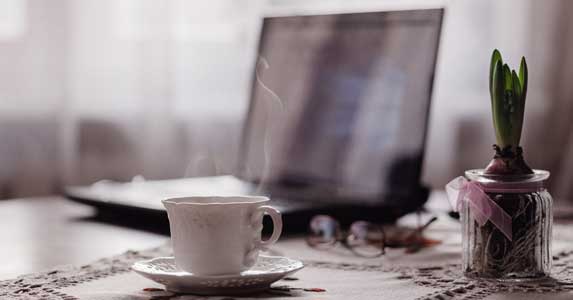 不想让我离开的母亲：高考那天，她的一杯茶让我错过理综考试