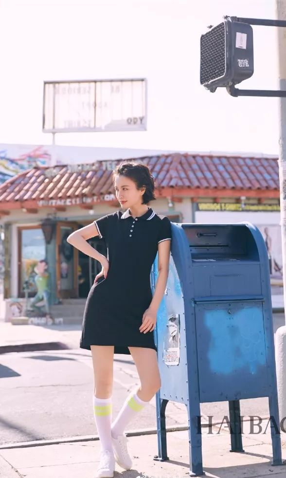 吴昕穿搭羽绒服,吴昕同款法式服装