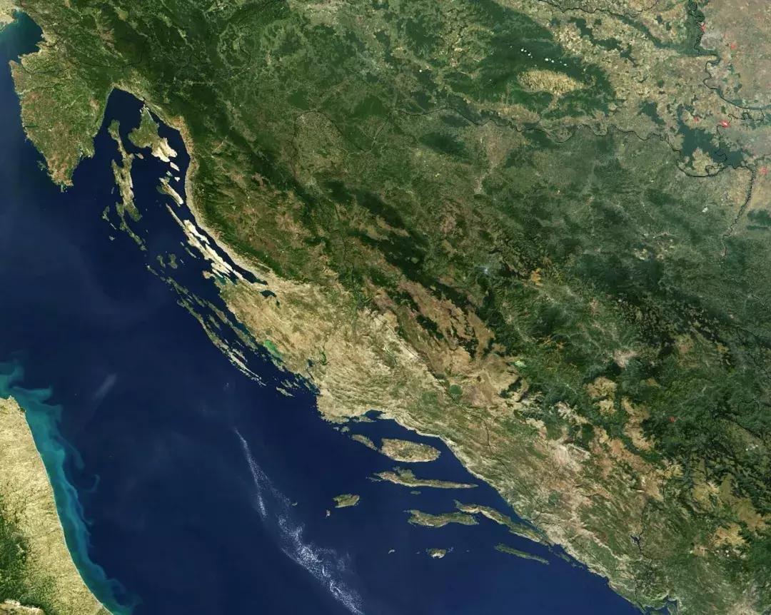 克罗地亚在哪里比赛,克罗地亚在哪里在哪个洲