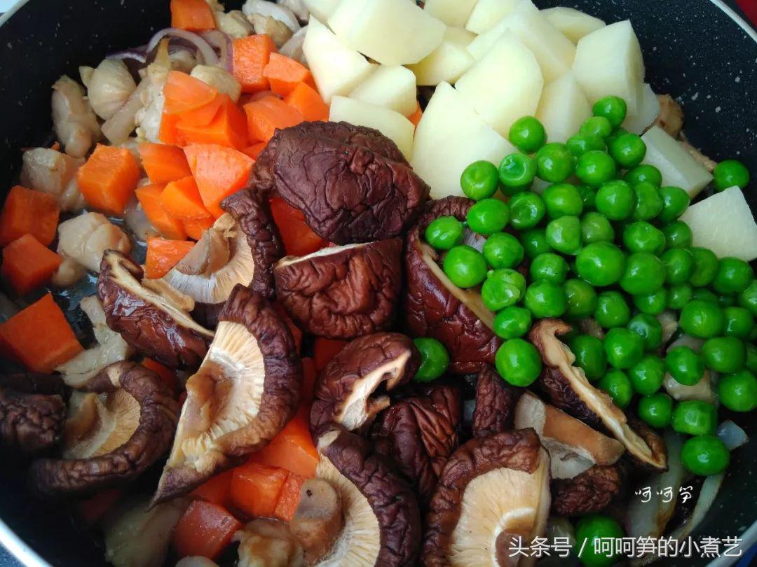 香菇腊味鸡肉饭,香菇胡萝卜焖鸡的做法大全家常