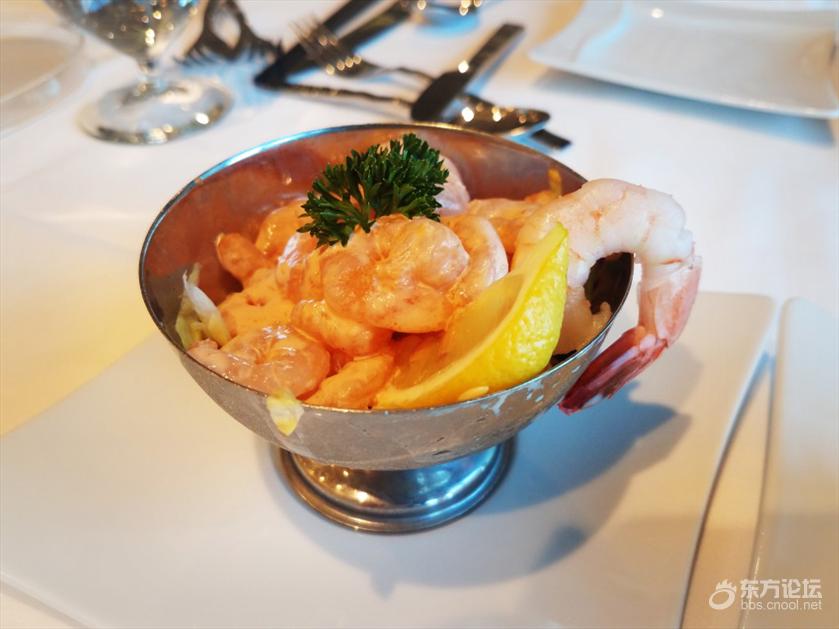 坐奢华游轮什么感受？房间就像漂在海上量子号游记！