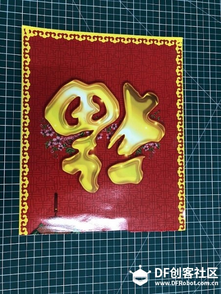 小灯笼手工制作里面可以发光,怎么做简易小灯笼会发光