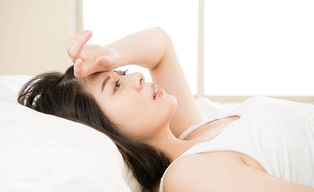 雌激素偏低会有5个变化要多留意,姐妹们有什么症状说明快生了