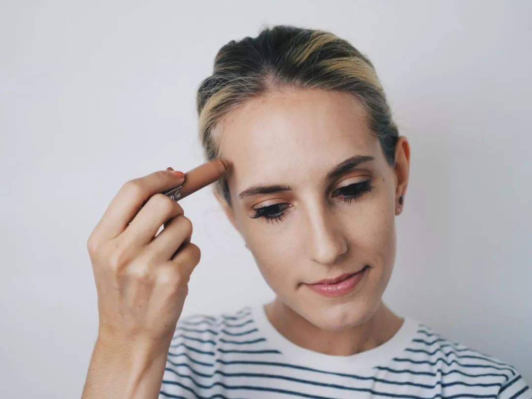 拯救发际线自己在家做,免费分享一个拯救发际线的方法