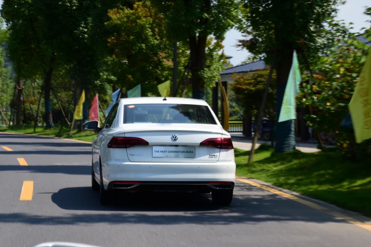 操控动力好且经济实惠,操控好配置高动力强二手车