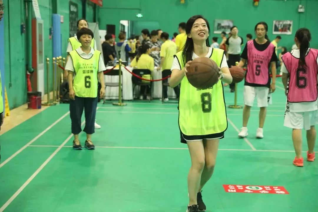 两个赛场同比拼北京文创百强球场上再展英姿