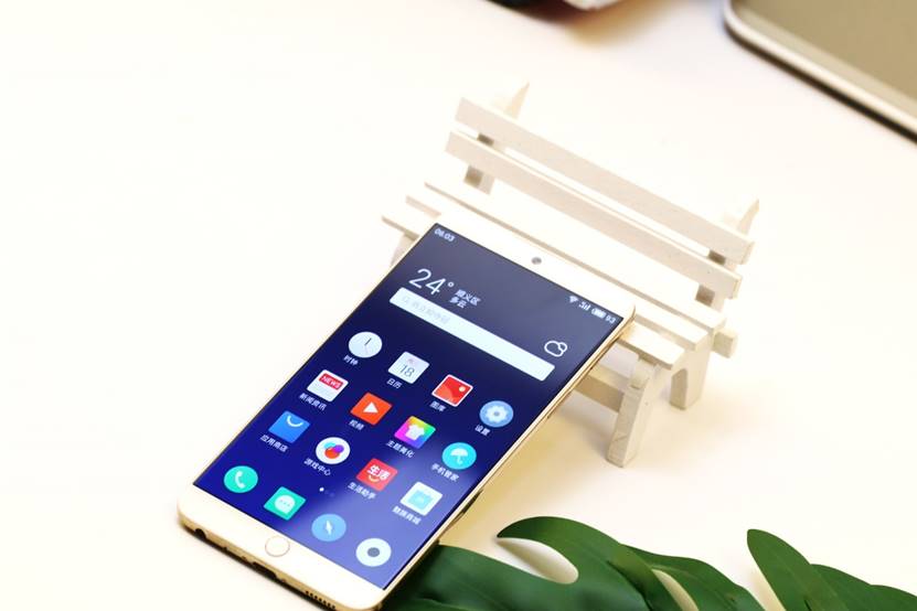 魅族15发布回顾完整,现在的魅族15还值得入手吗