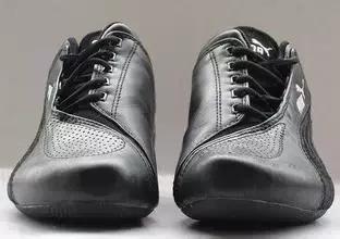 这6种鞋最伤脚,跑鞋该扔掉吗