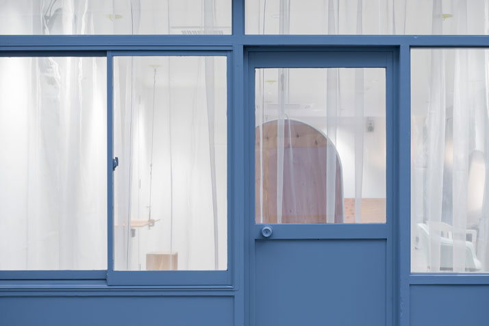 清新脱俗理发店,越南路边理发店