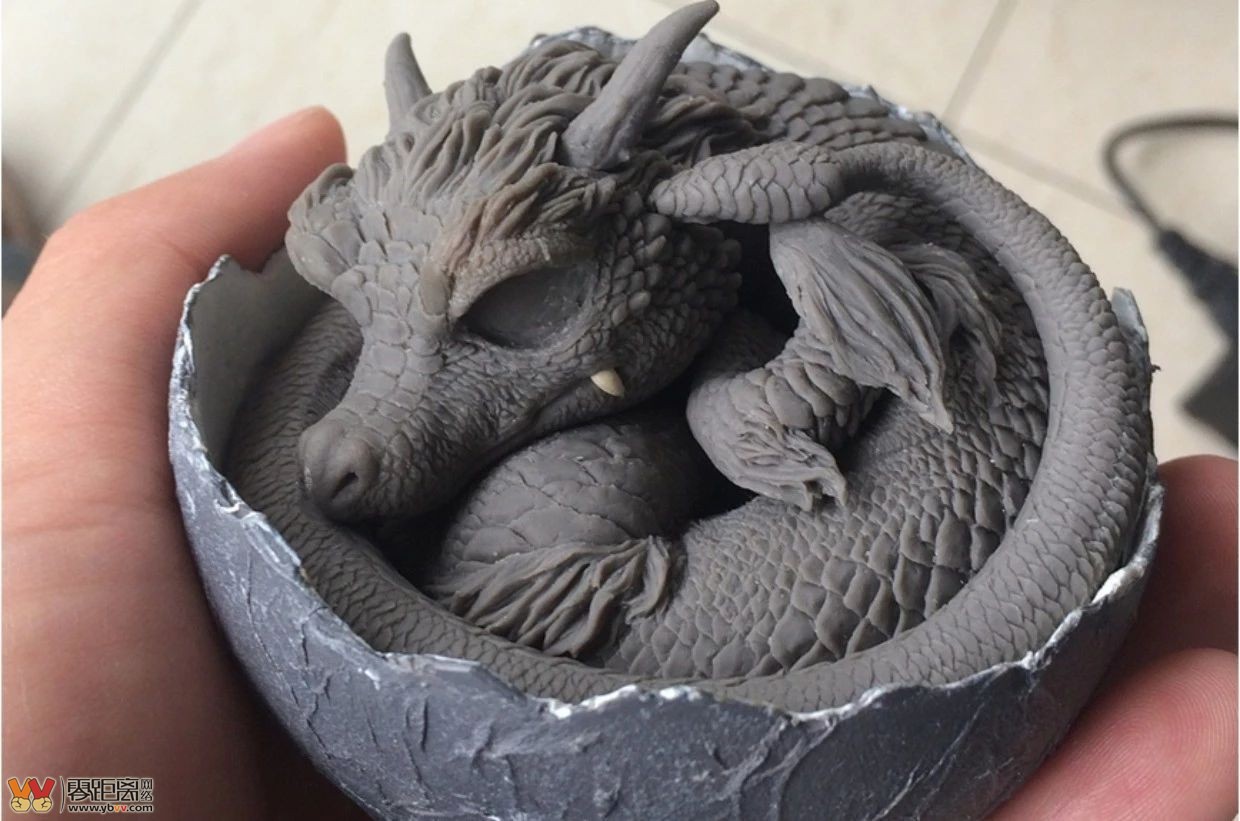 宜宾传奇80后电视台的工作不要去自己开工作室，终成模玩第一人！